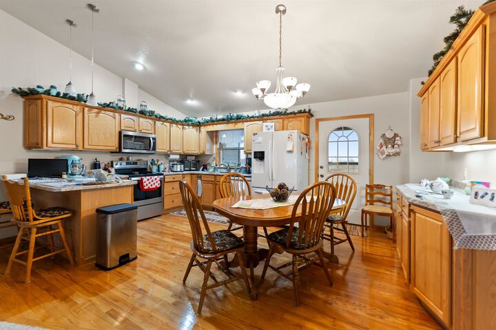 Property Photo:  214 Yellowstone Place  SD 57783 