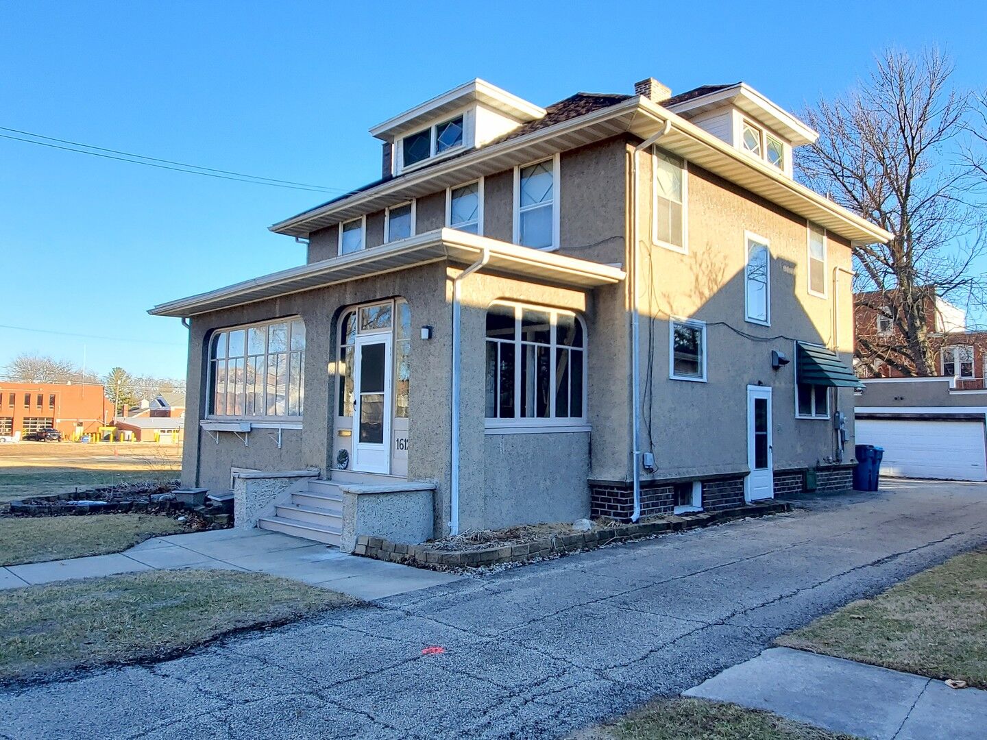 Property Photo:  1612 5th Street  IL 61354 