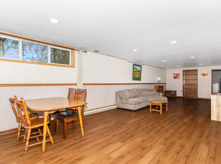 Property Photo:  109 E Oak Knoll Drive  IL 60520 