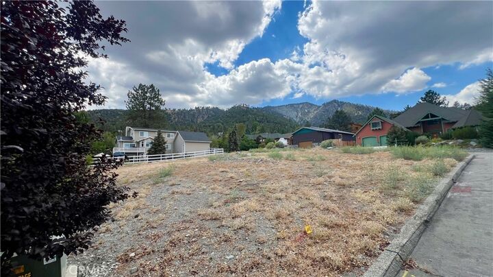 Property Photo:  5419 Pacific Crest Drive  CA 92397 