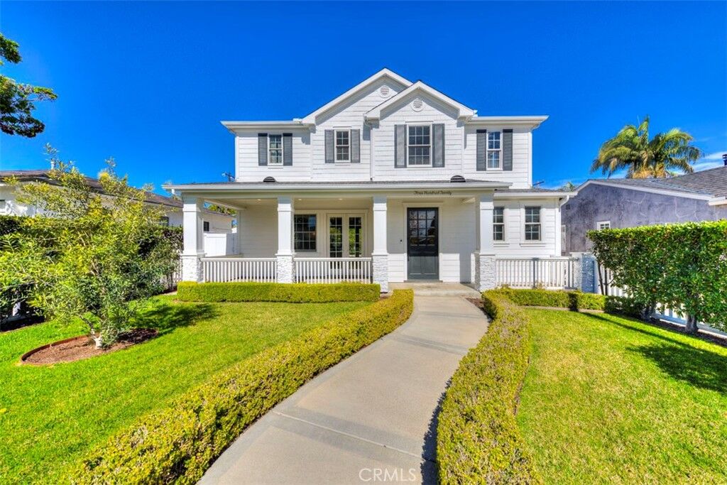 Property Photo:  320 Flower  CA 92627 