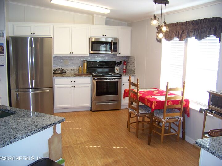 Property Photo: 105 Lake Como Drive FL 32181