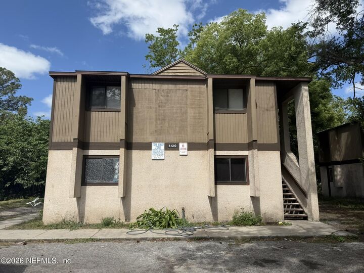 Property Photo:  5120 Westchase Court 1  FL 32210 