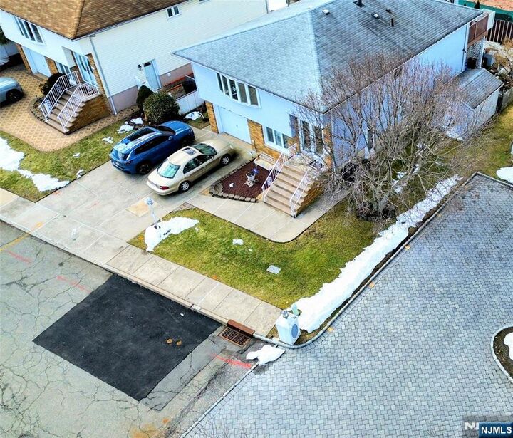 Property Photo:  1033 Park Drive  NJ 07094 