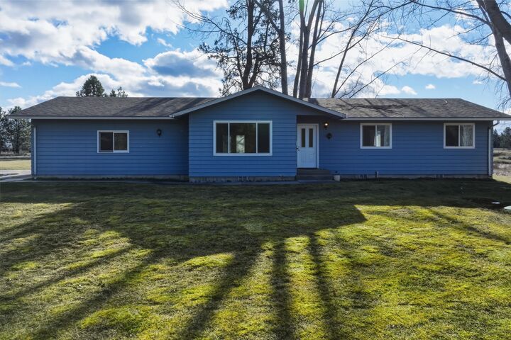 Property Photo:  5395 New Farm Way  MT 59833 