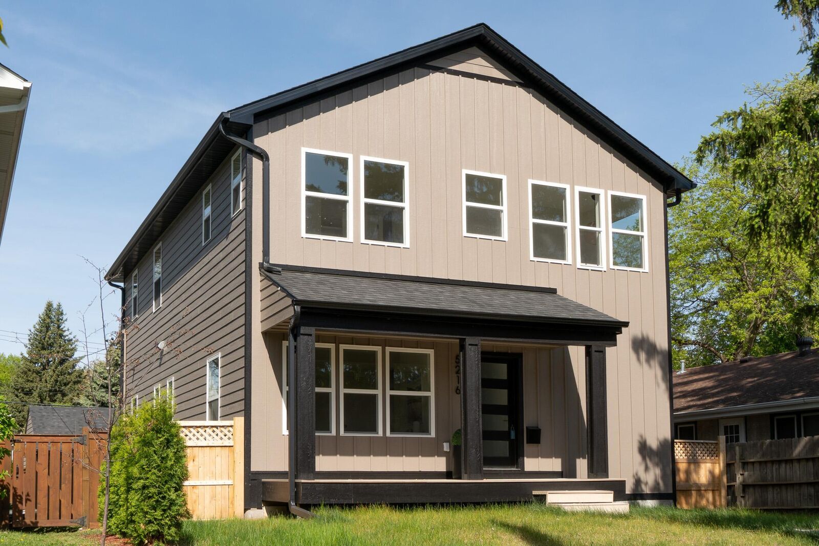 Property Photo:  5216 47th Avenue S  MN 55417 