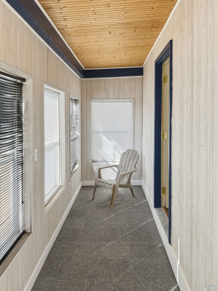 Property Photo:  2501 7th  IA 51105 