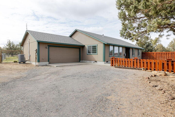 Property Photo:  12592 SW Wheatgrass Road  OR 97760 