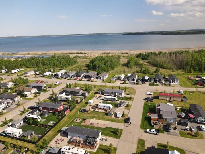 Property Photo: 41019 Range Road 1-1 124 AB T0C 0J0
