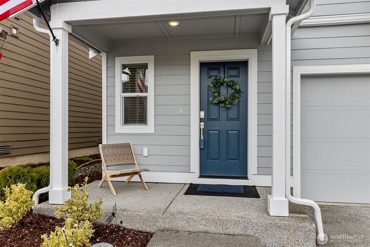 Property Photo:  1047  17th Avenue  WA 98294 