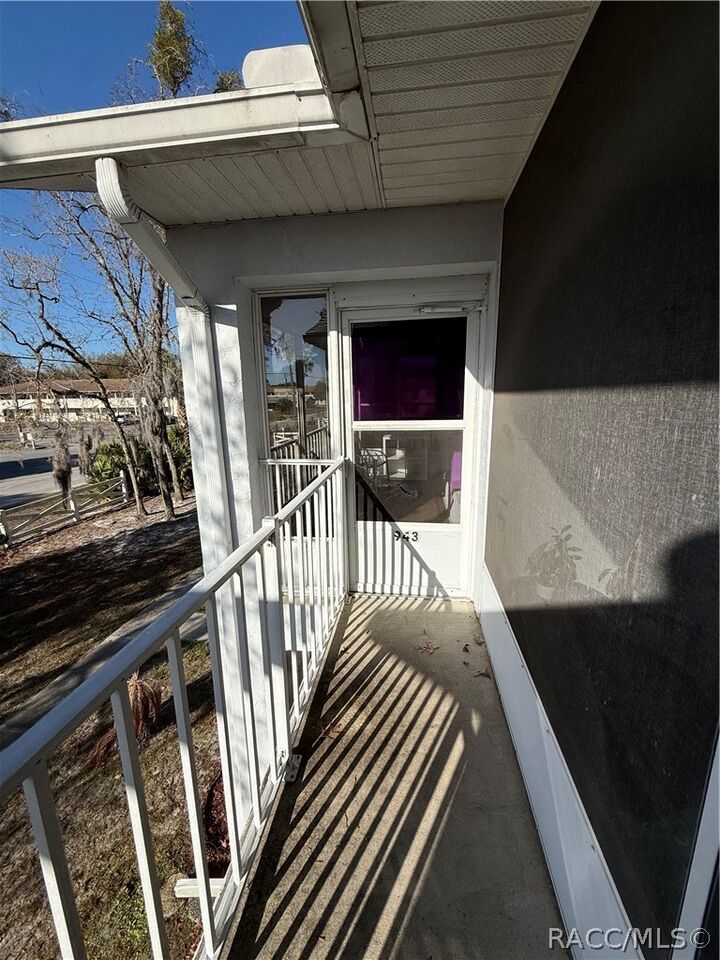 Property Photo:  943 SE Mayo Drive  FL 34429 