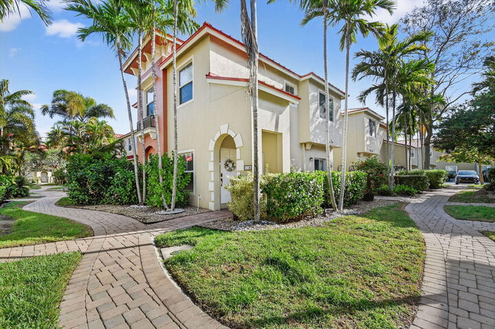Property Photo:  115 Monterey Bay Drive  FL 33426 