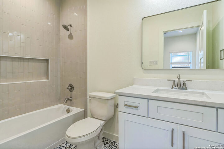 Property Photo:  1026 Wyoming St  TX 78203 