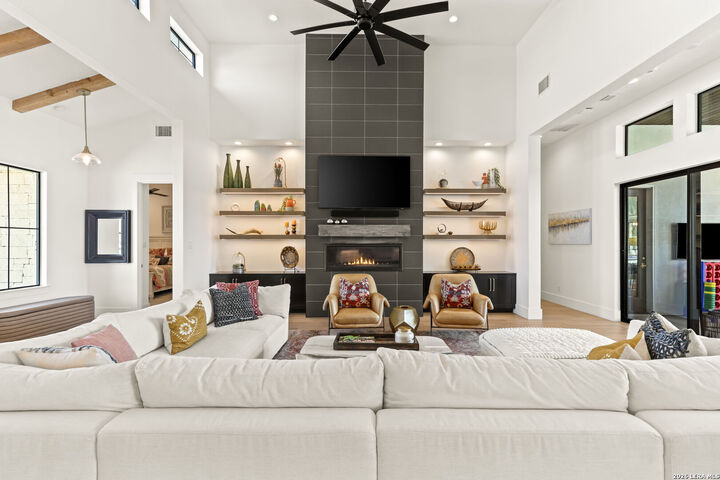 Property Photo:  23007 Daniel  TX 78255 