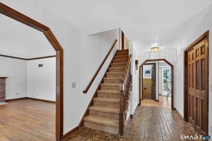 Property Photo:  1 Dunsinane Road  CT 06804 