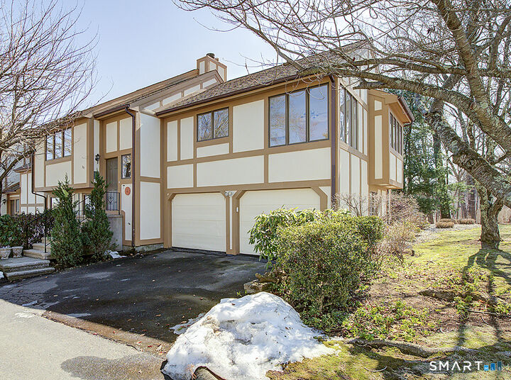 Property Photo:  690 Forest Road 703  CT 06516 