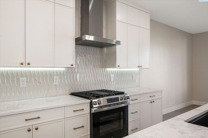 Property Photo:  3538 Morningside Parkway  WA 99352 