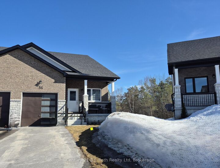 Property Photo:  36 Lahey Crescent  ON L9M 0W1 