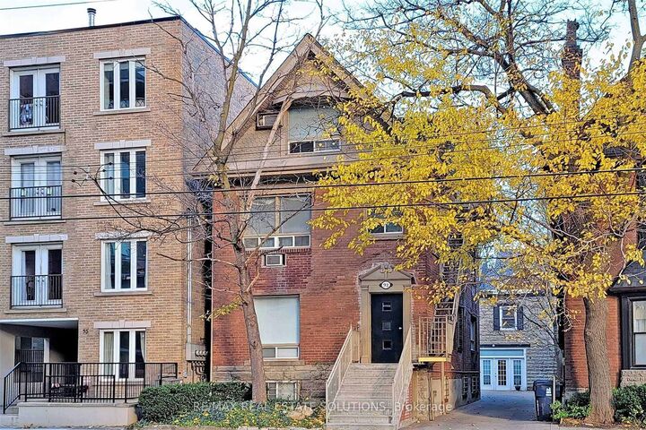 93 Spadina Road — photo 1