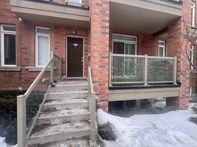 Photo de la propriété: 1715 Adirondack Chase 111 ON L1X 0E5