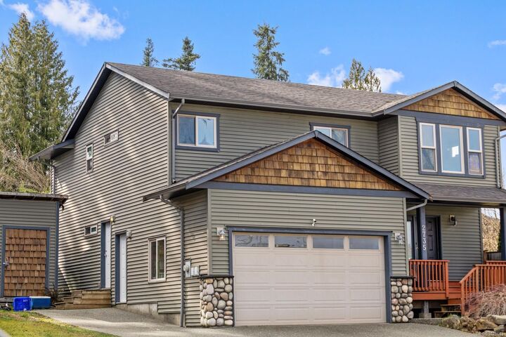 2735 Rydal Ave — photo 1