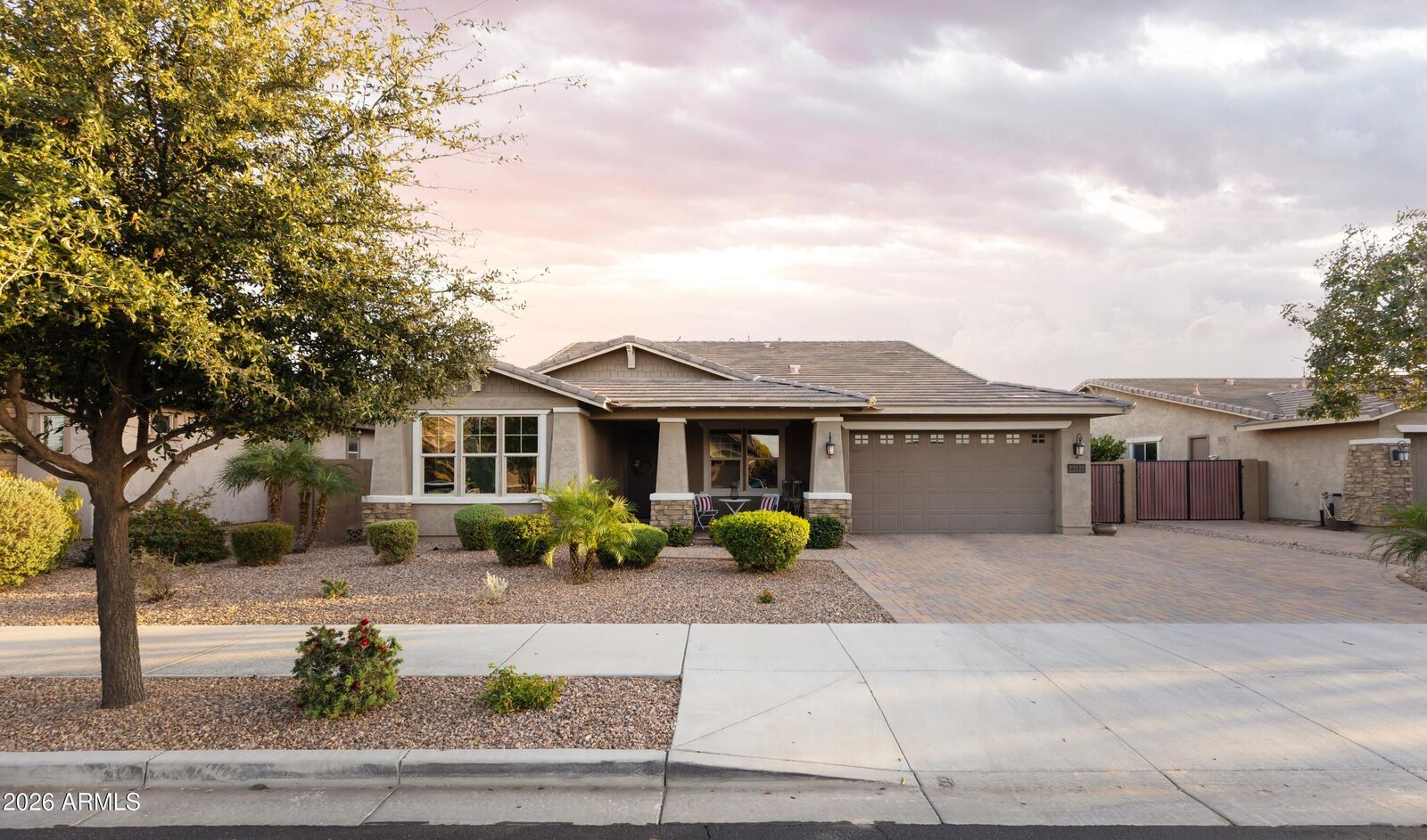 Property Photo:  22121 E Russet Road  AZ 85142 