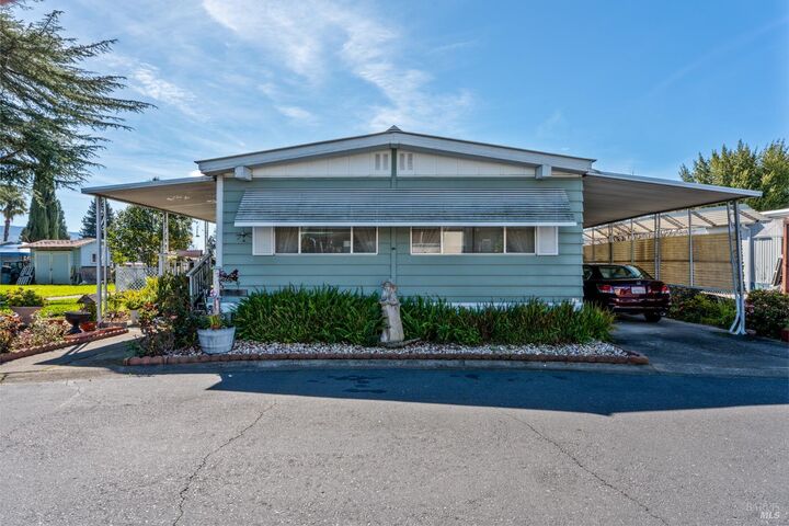 Property Photo:  660 Leslie Street 80  CA 95482 