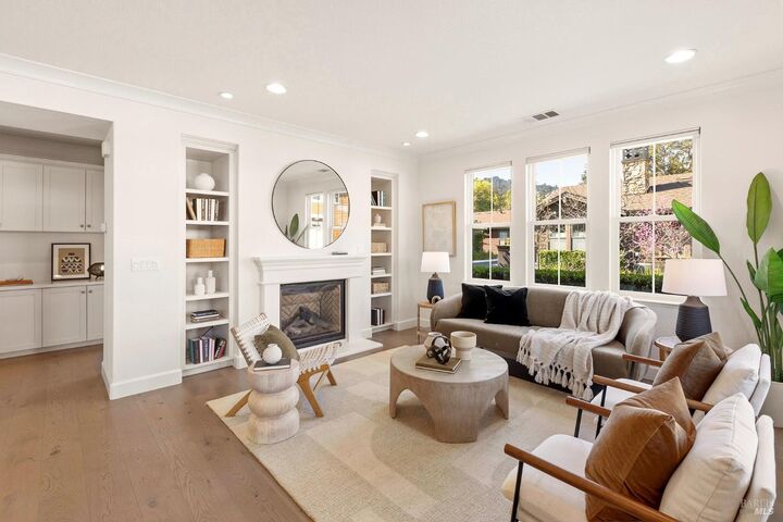 Property Photo:  15 Camellia Circle  CA 94939 