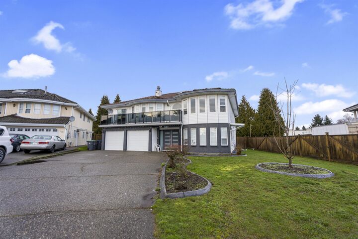 Property Photo: 7595 122A Street BC V3W 0K7