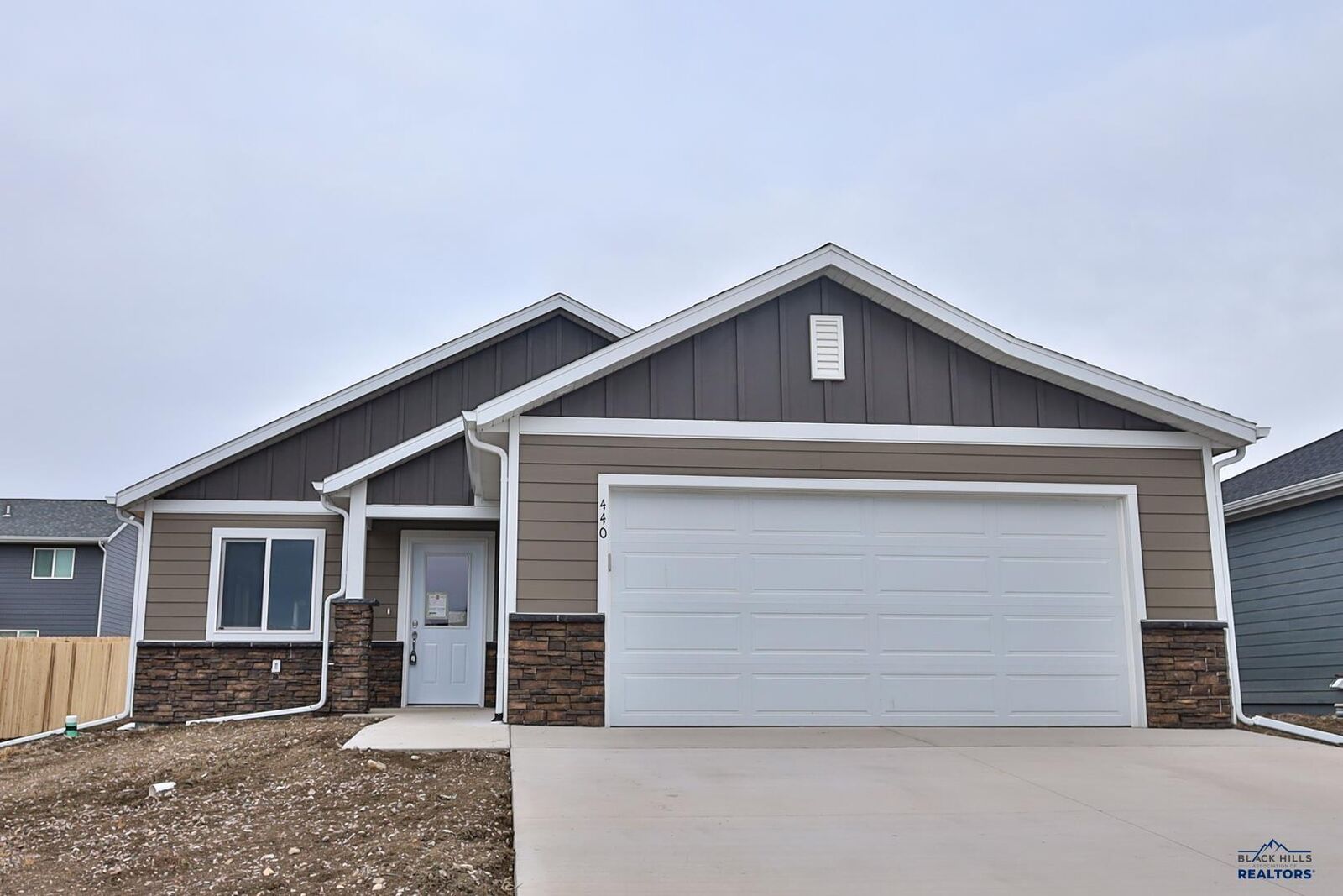Property Photo:  440 Nighthawk Dr  SD 57719 