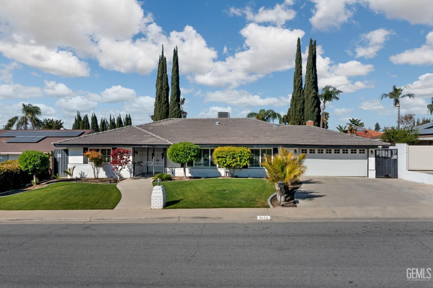 Property Photo:  3612 La Costa  CA 93306 