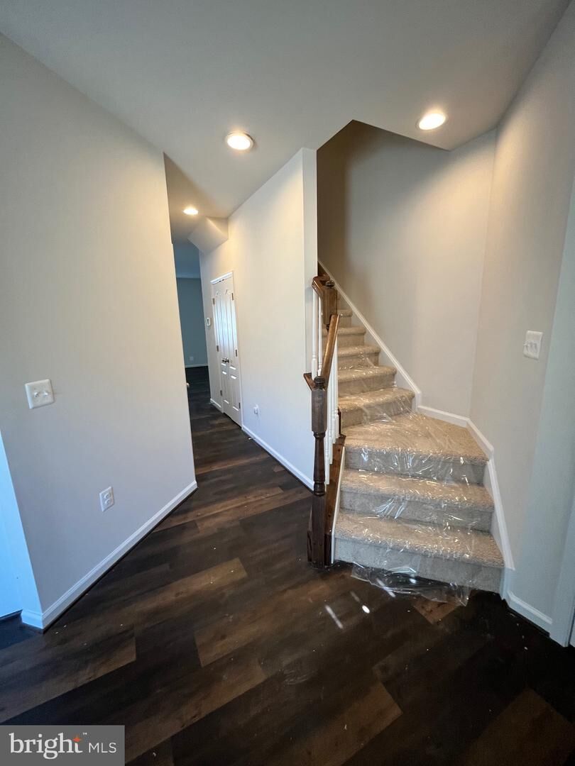 Property Photo:  12114 Bowling Farm Court  VA 22407 