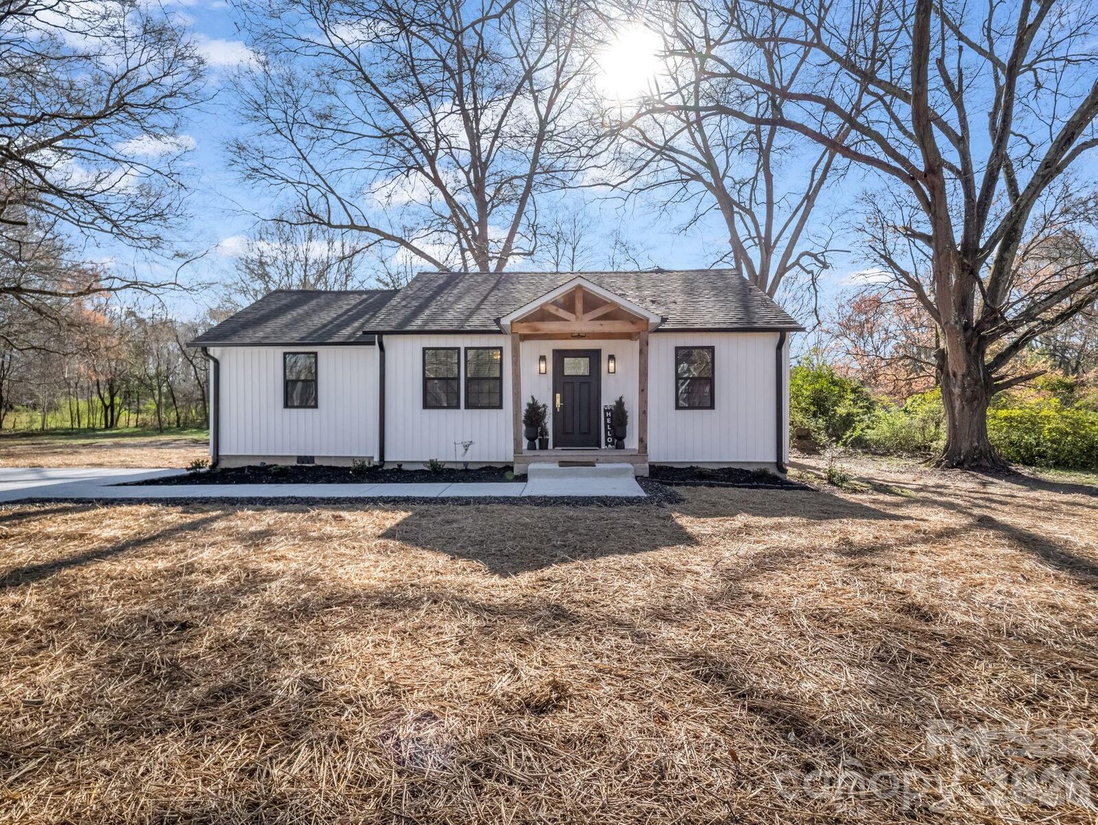 Property Photo:  1325 W Nc Hwy 150 Highway  NC 28092 