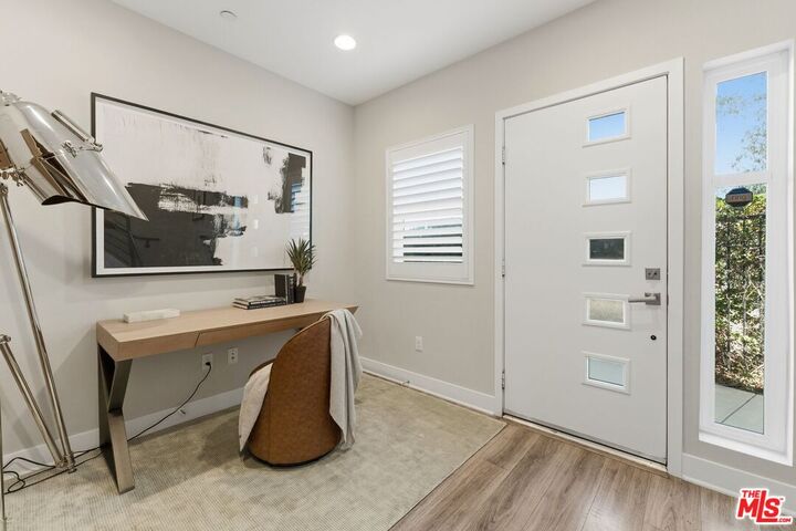 Property Photo:  2753 Waverly Dr  CA 90039 