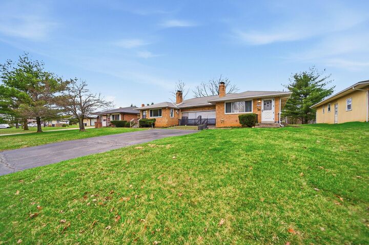 Property Photo:  4231 Glenmawr Avenue  OH 43224 