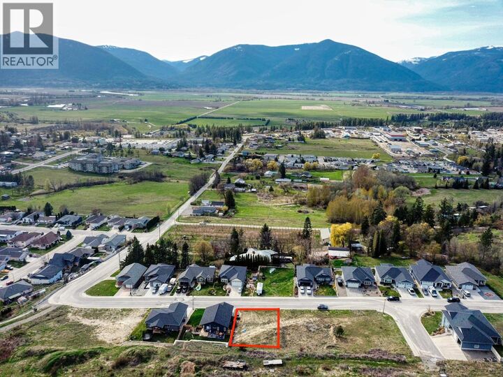 Property Photo:  1126 12th Avenue North  BC V0B 1G6 