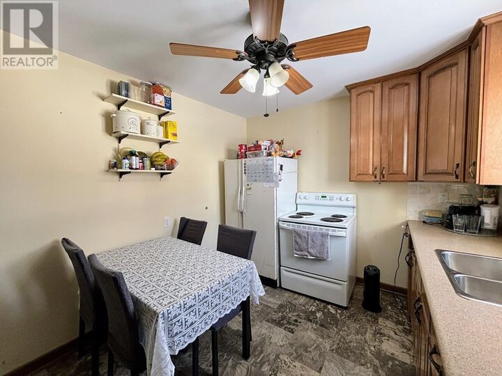Property Photo: 16 Wenonah Dr ON P0T 2C0