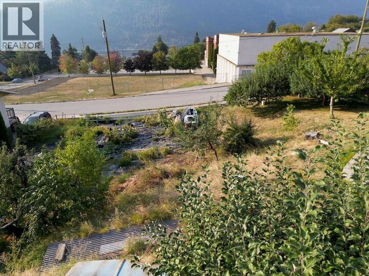 Property Photo:  Robson Street  BC V1L 5A8 