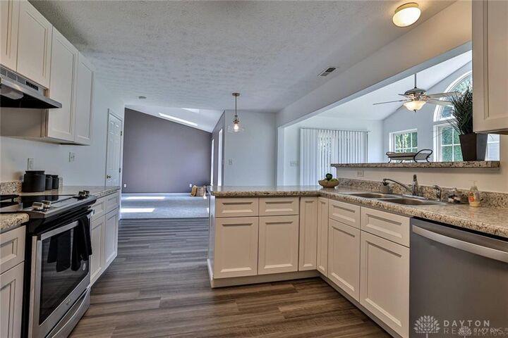 Property Photo:  1536 Old Lane Avenue  OH 45409 