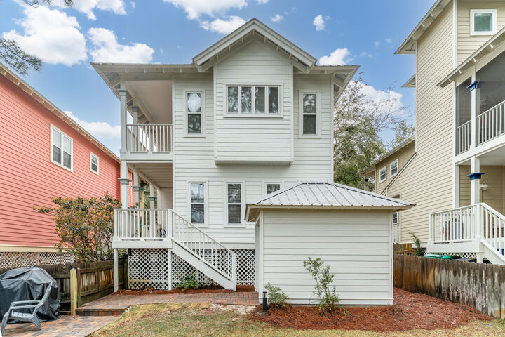 Property Photo:  278 Hidden Lake Way  FL 32459 