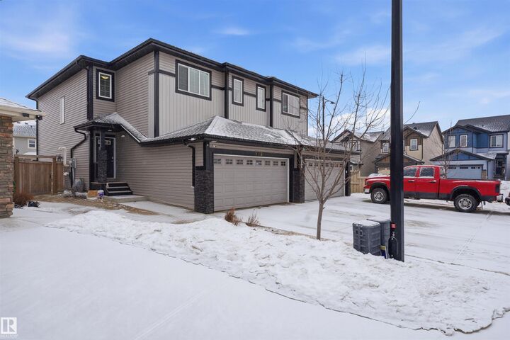 Photo de la propriété:  5112 Andison Close SW  AB T6W 3Z1 