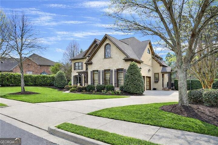 Property Photo: 11015 Callington Court GA 30024