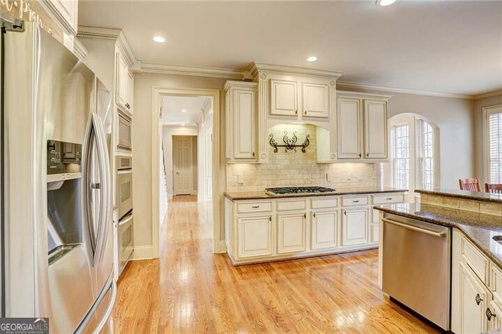 Property Photo: 11015 Callington Court GA 30024