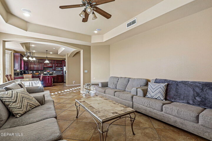 Property Photo: 935 Via Linda Court TX 79912