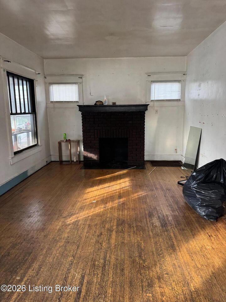 Property Photo:  407 N 26th St  KY 40212 