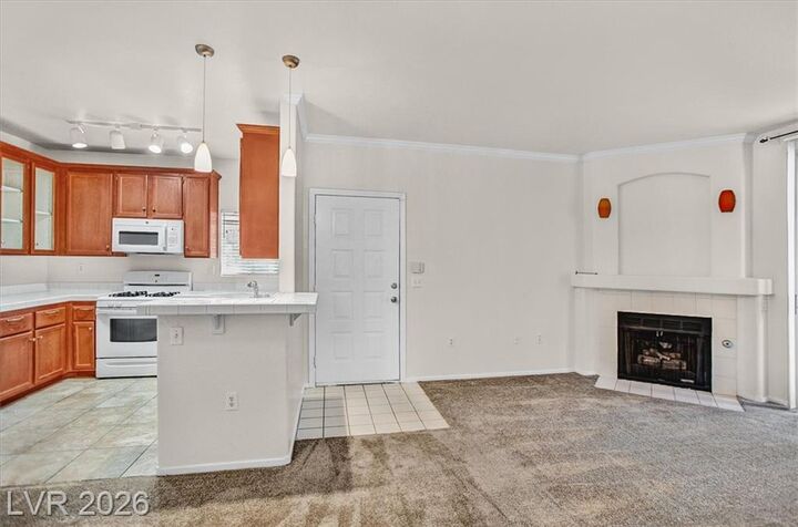 Property Photo:  75 North Valle Verde Drive 1821  NV 89074 