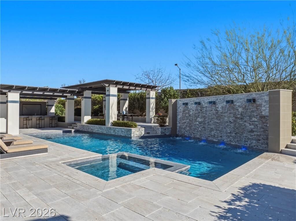 Property Photo:  272 Tarragona Breeze Avenue  NV 89138 
