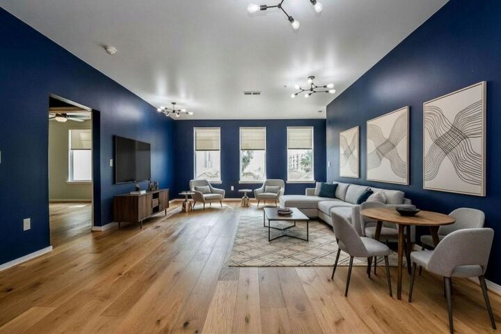 Property Photo:  505 Jackson Hill Street 307  TX 77007 