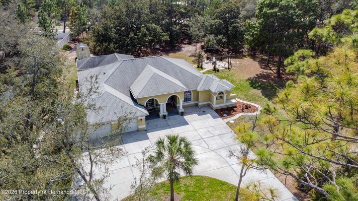 Property Photo:  11092 Mirage Avenue  FL 34613 