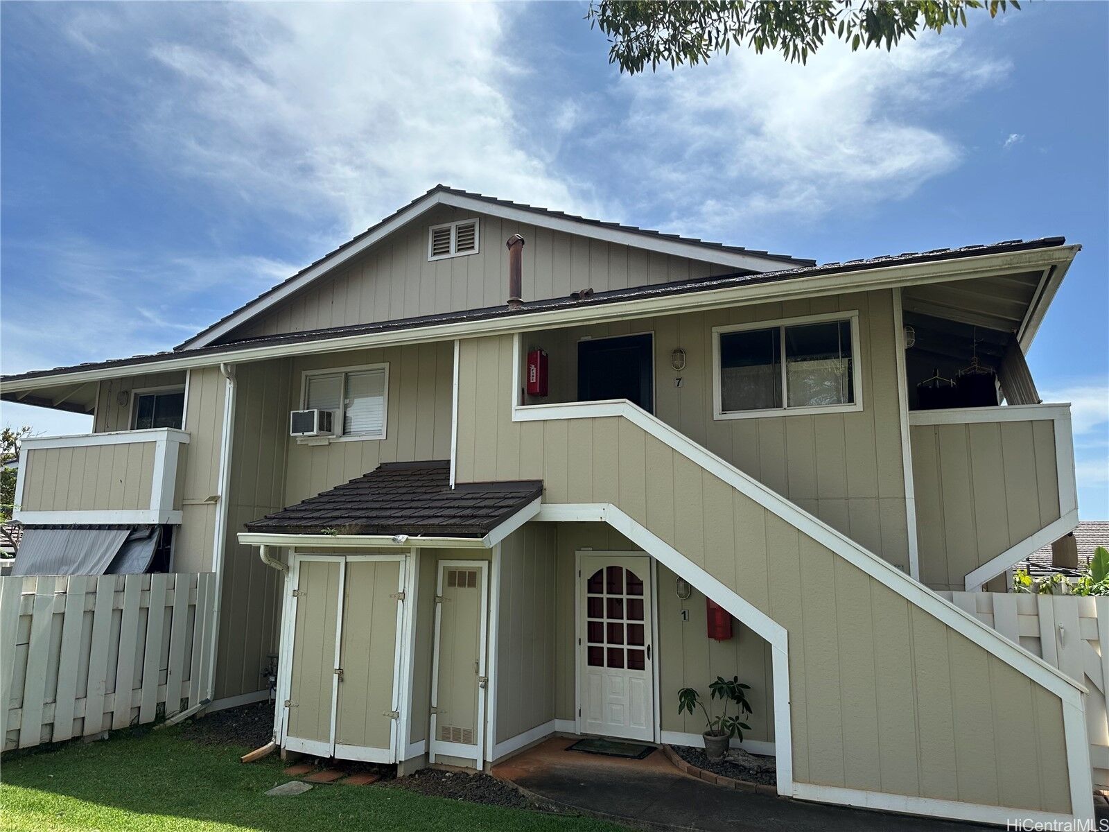 Property Photo:  94-1074 Paawalu Street P1  HI 96797 